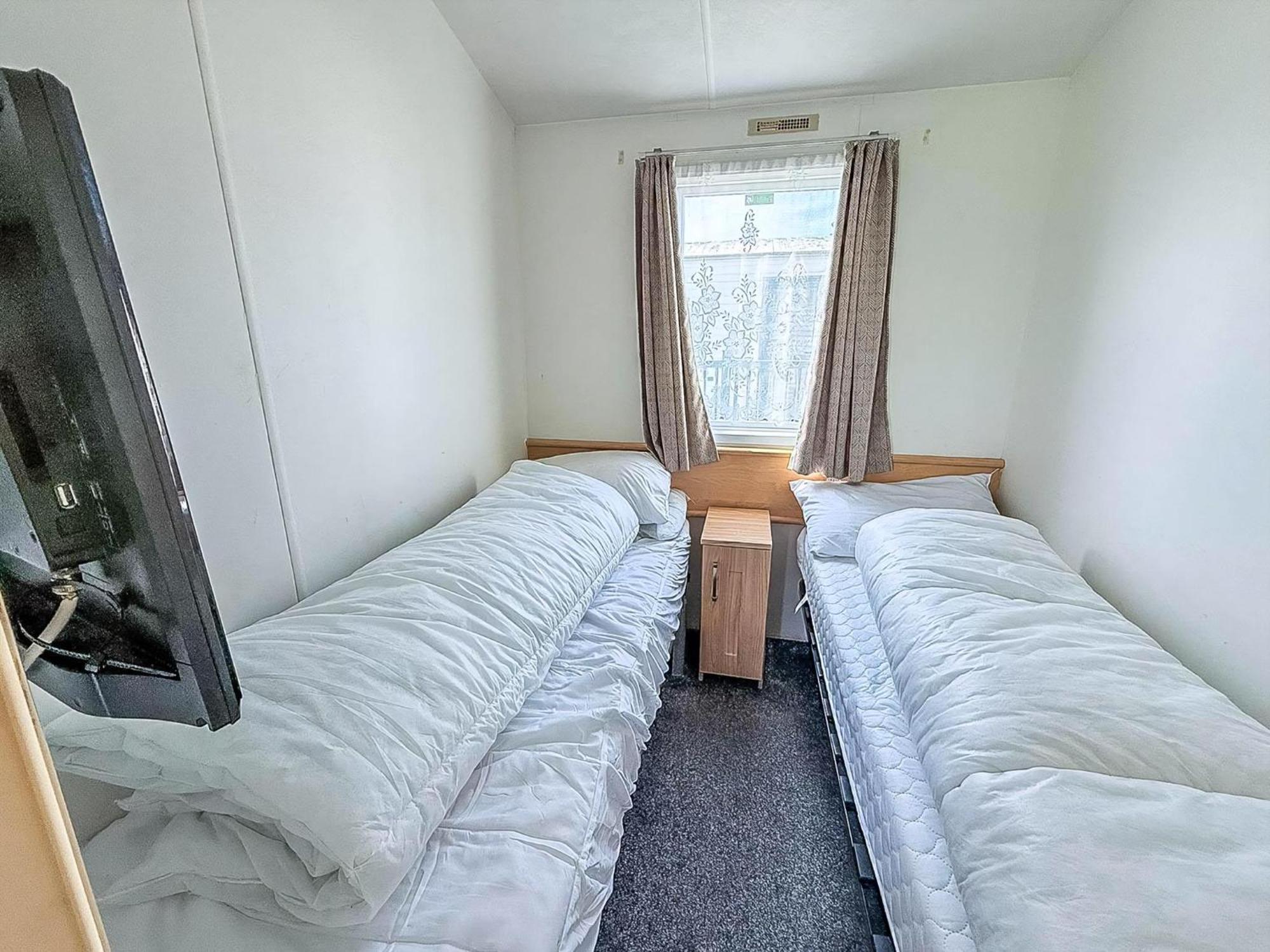 6 Berth Staycation Caravan Nearby Clacton-On-Sea In Essex Ref 26254E Exterior foto
