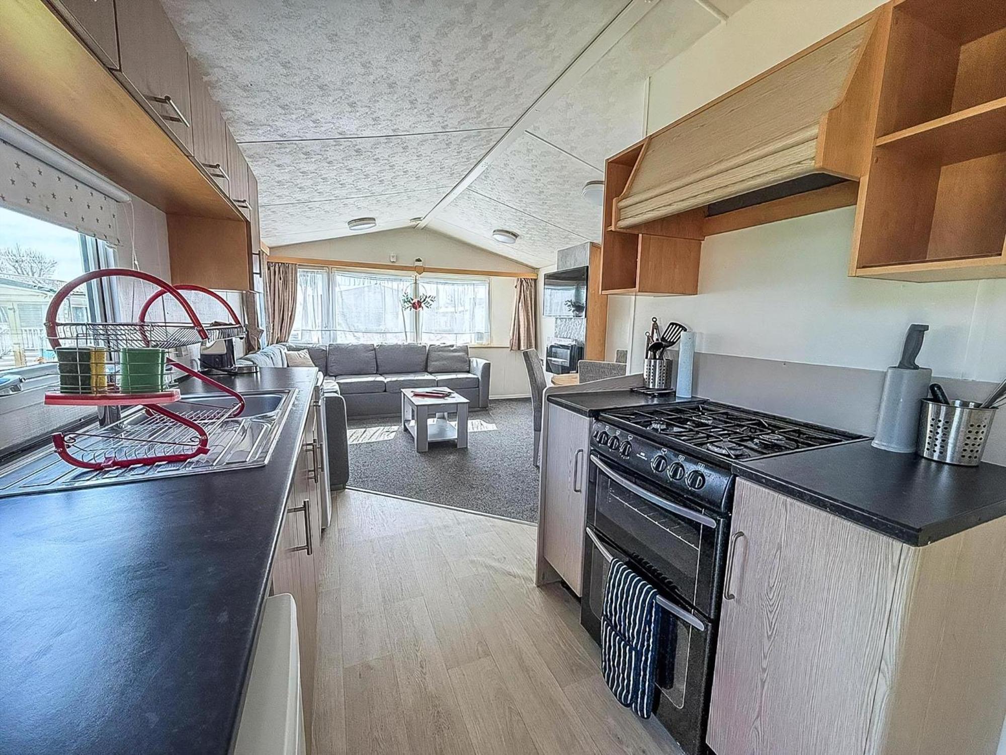 6 Berth Staycation Caravan Nearby Clacton-On-Sea In Essex Ref 26254E Exterior foto