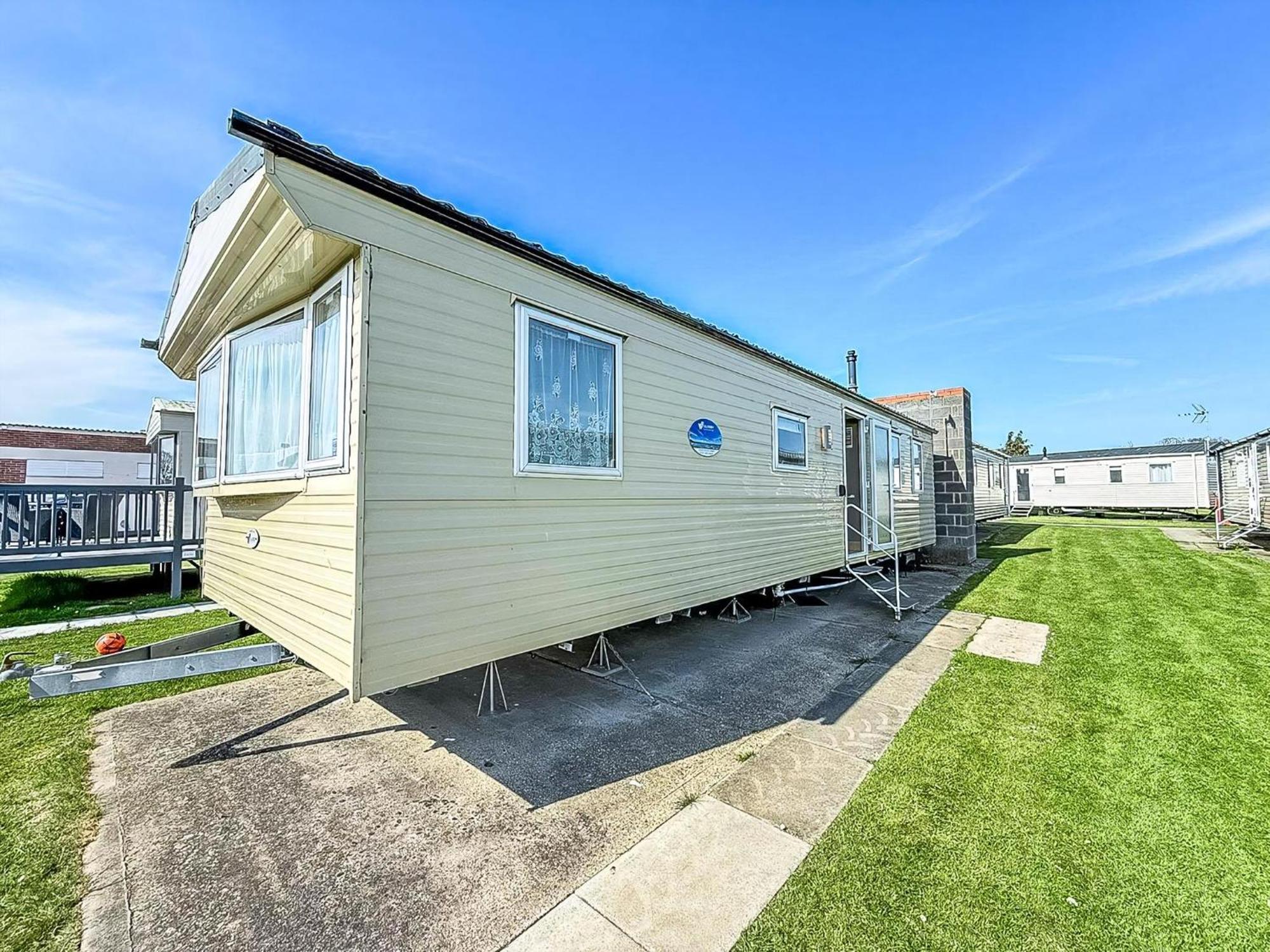6 Berth Staycation Caravan Nearby Clacton-On-Sea In Essex Ref 26254E Exterior foto